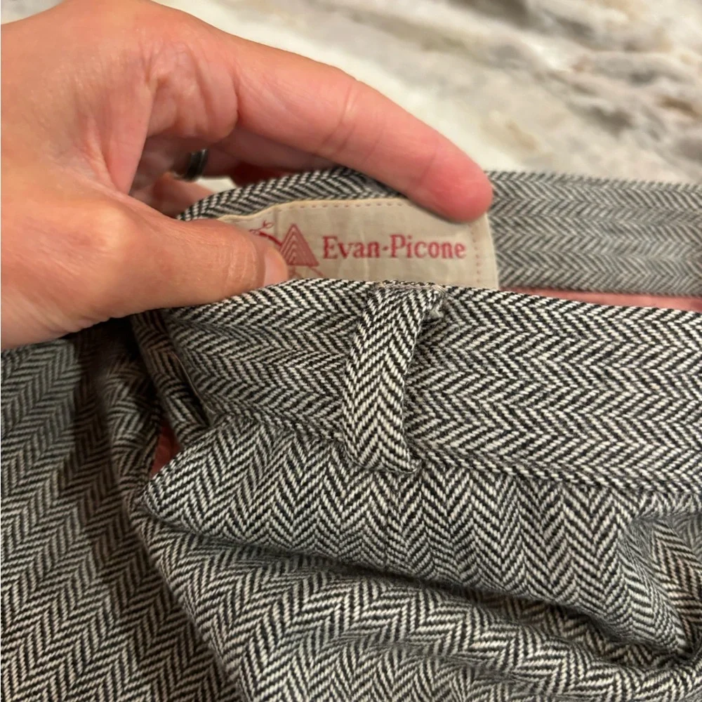 Vintage Evan Picone skirt cool pattern